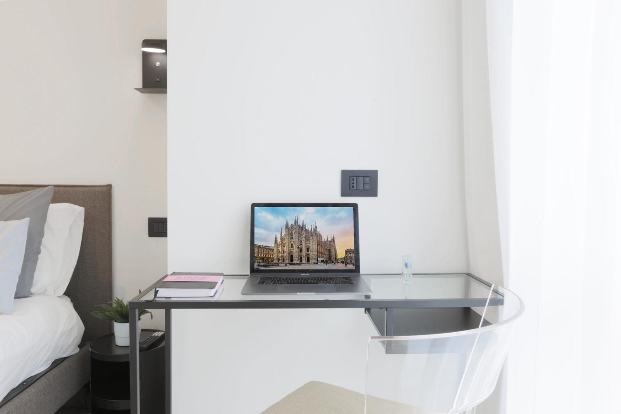 New Modern Flat 10 Minutes Walk From Central Station ミラノ エクステリア 写真